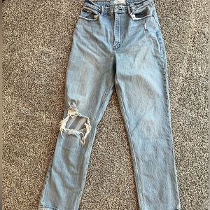 Abercrombie & Fitch - Women's Curve Love Ultra High Rise 90s Straight Jean